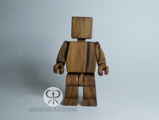 Ludzik orzechowy OB4
